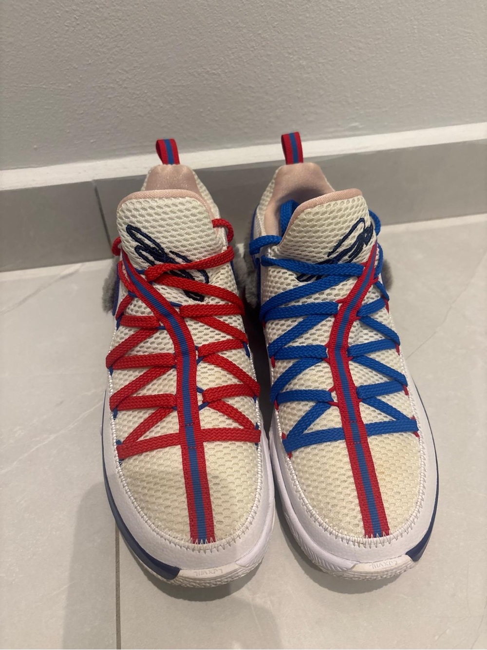 Nike LeBron 17 Low Tune Squad Space Jam White Red Blue Size 7.5 Men